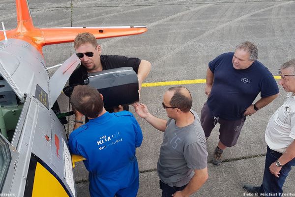 Víkend s vůní spáleného benzínu