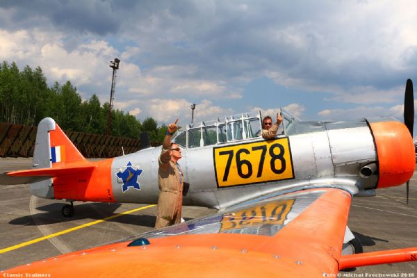 Víkend s vůní spáleného benzínu