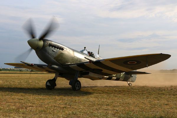 Memorial Air Show Roudnice