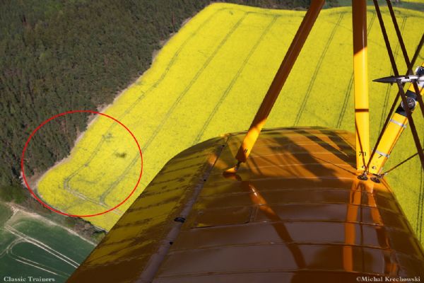 Stearmanem po stopách sestřelených B-17G Flying Fortress