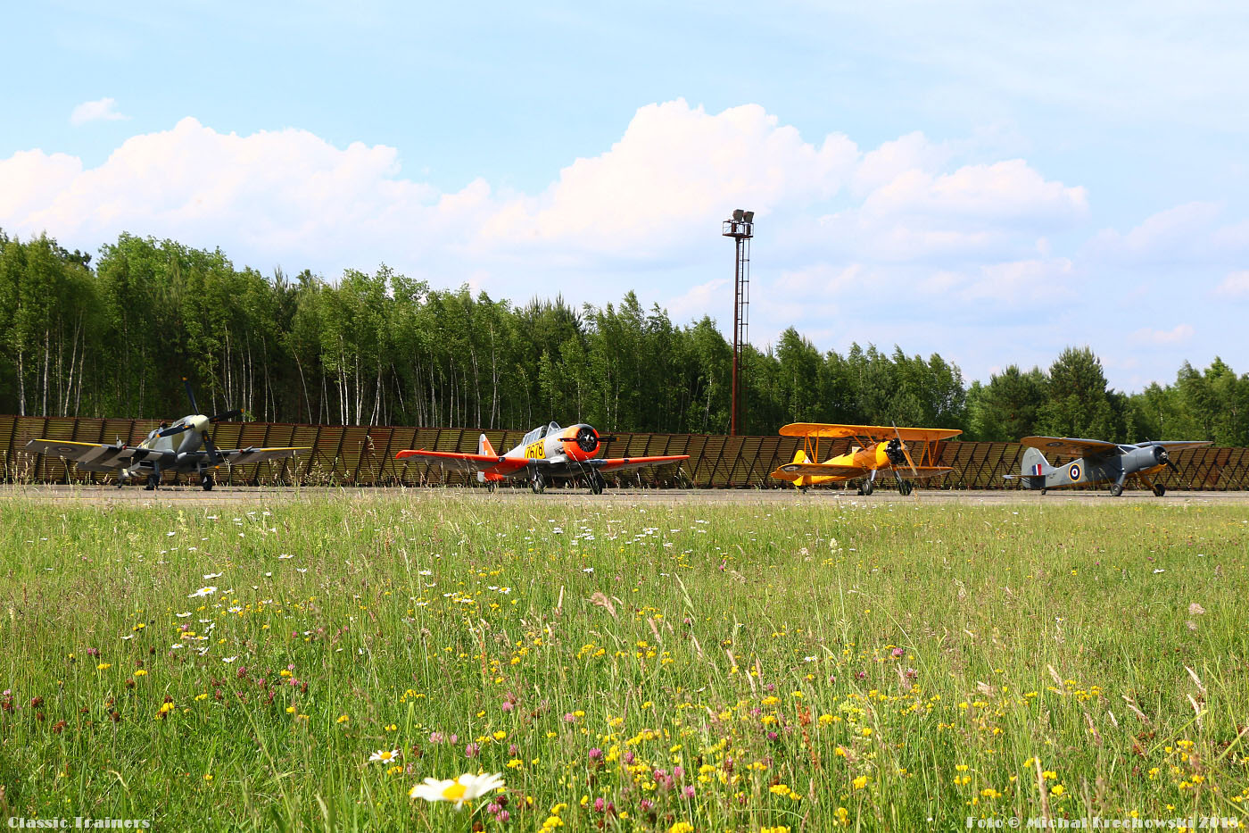 Víkend s vůní spáleného benzínu